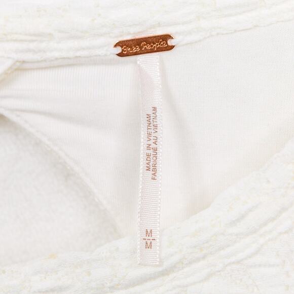 FREE PEOPLE Jasmine Lace Open Back Top Puff Sleeves Balletcore Feminine Sz M - Picture 6 of 6